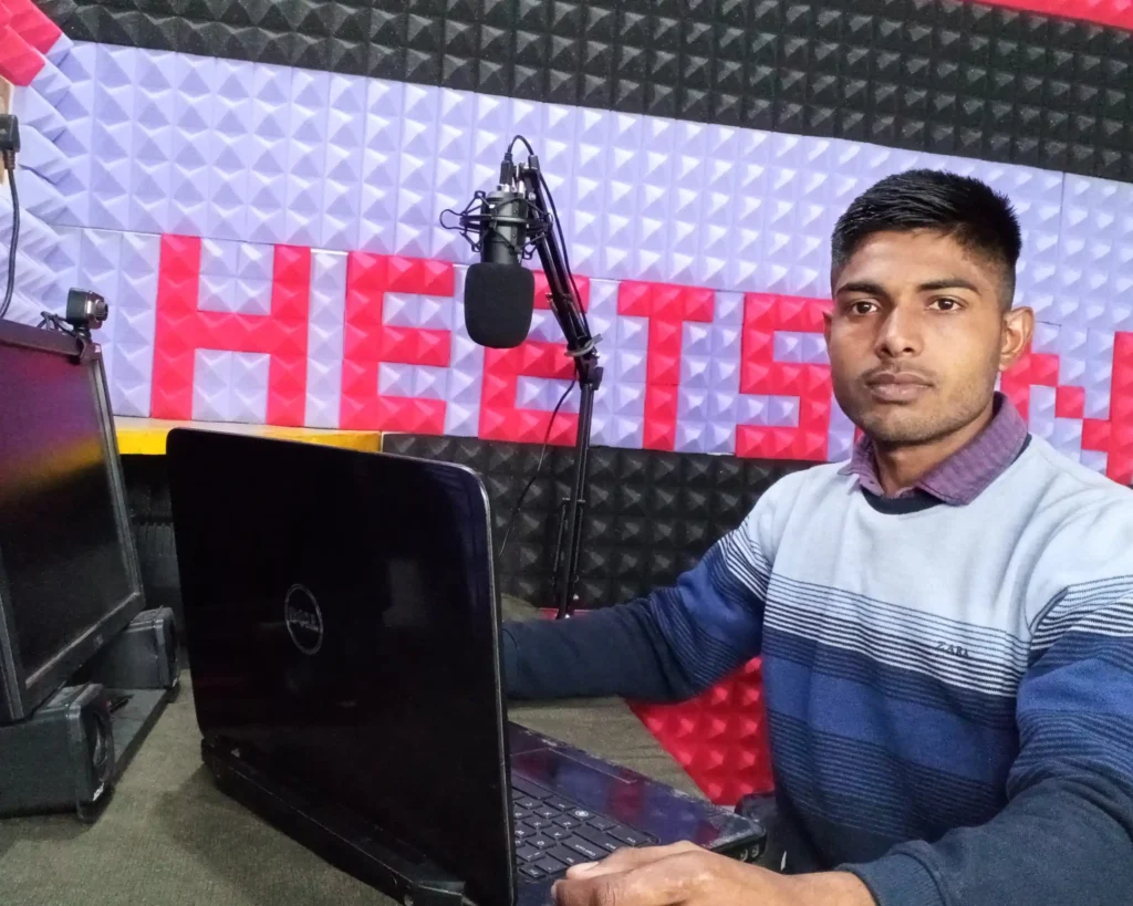 Sonu Dahiya Sitting in his Heetson Digital Hub Office